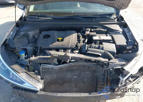 2020 Hyundai Elantra Value Edition z USA, uszkodzony, nr VIN KMHD84LF4LU979662